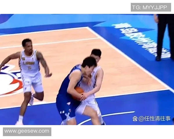 刘维伟炮轰开拓者：废物时刻都不出来，不培育杨翰森就不要耽搁他